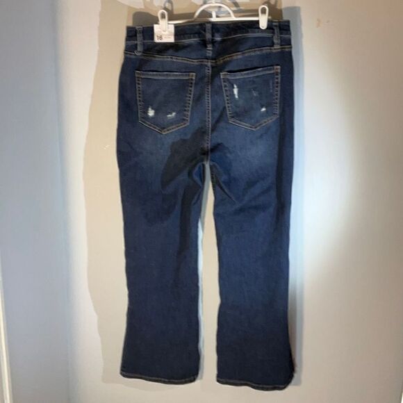 Lane Bryant Signature Fit Cozy Midrise Boot Cut Jeans, 16. NWT - Picture 6 of 15